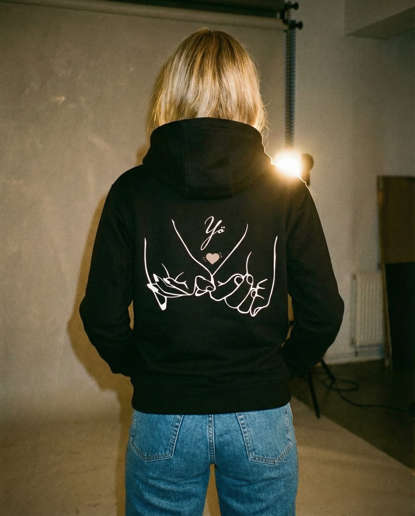 Yö Vie mut minne vaan Huppari Unisex